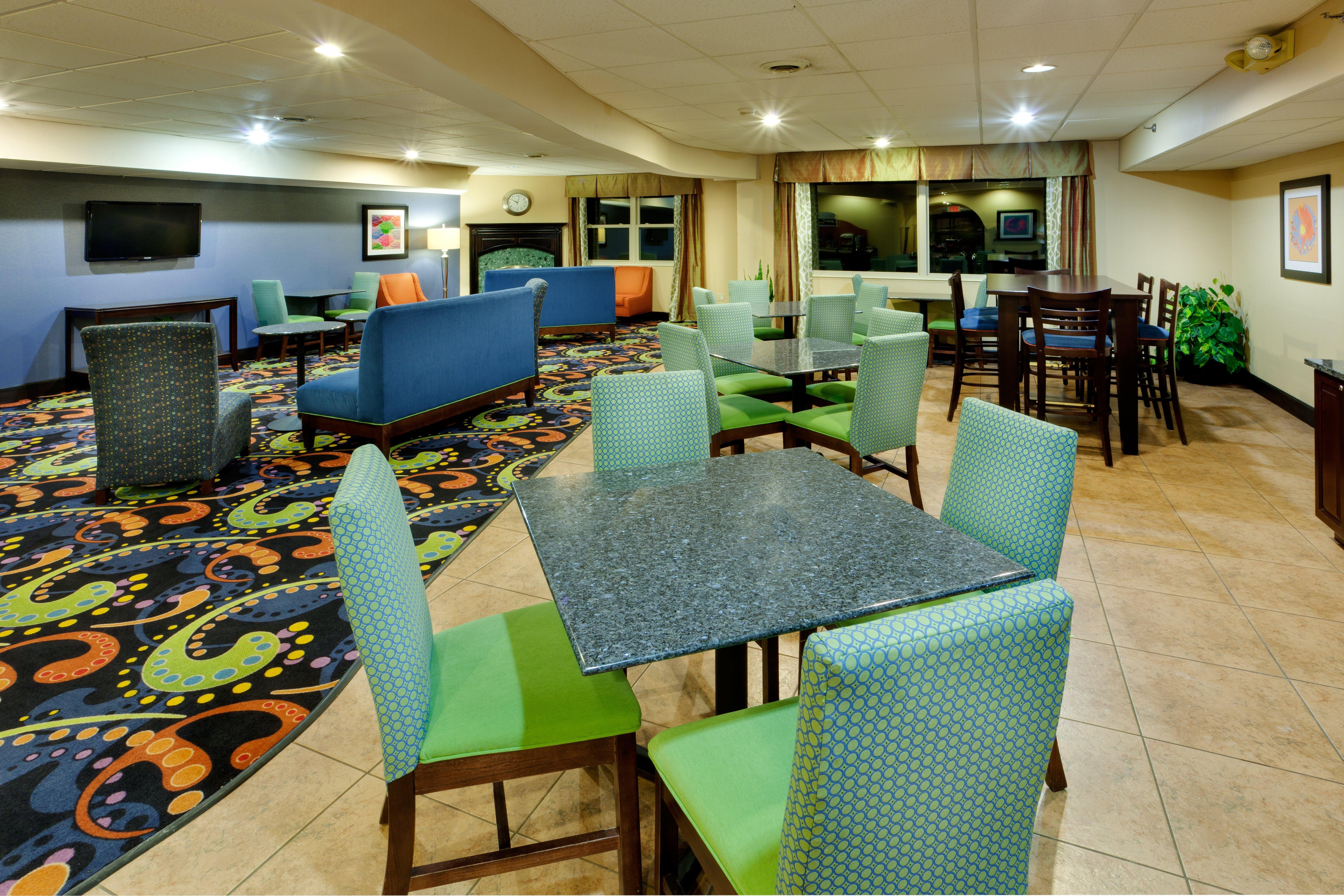Best Western Owego Inn Екстер'єр фото