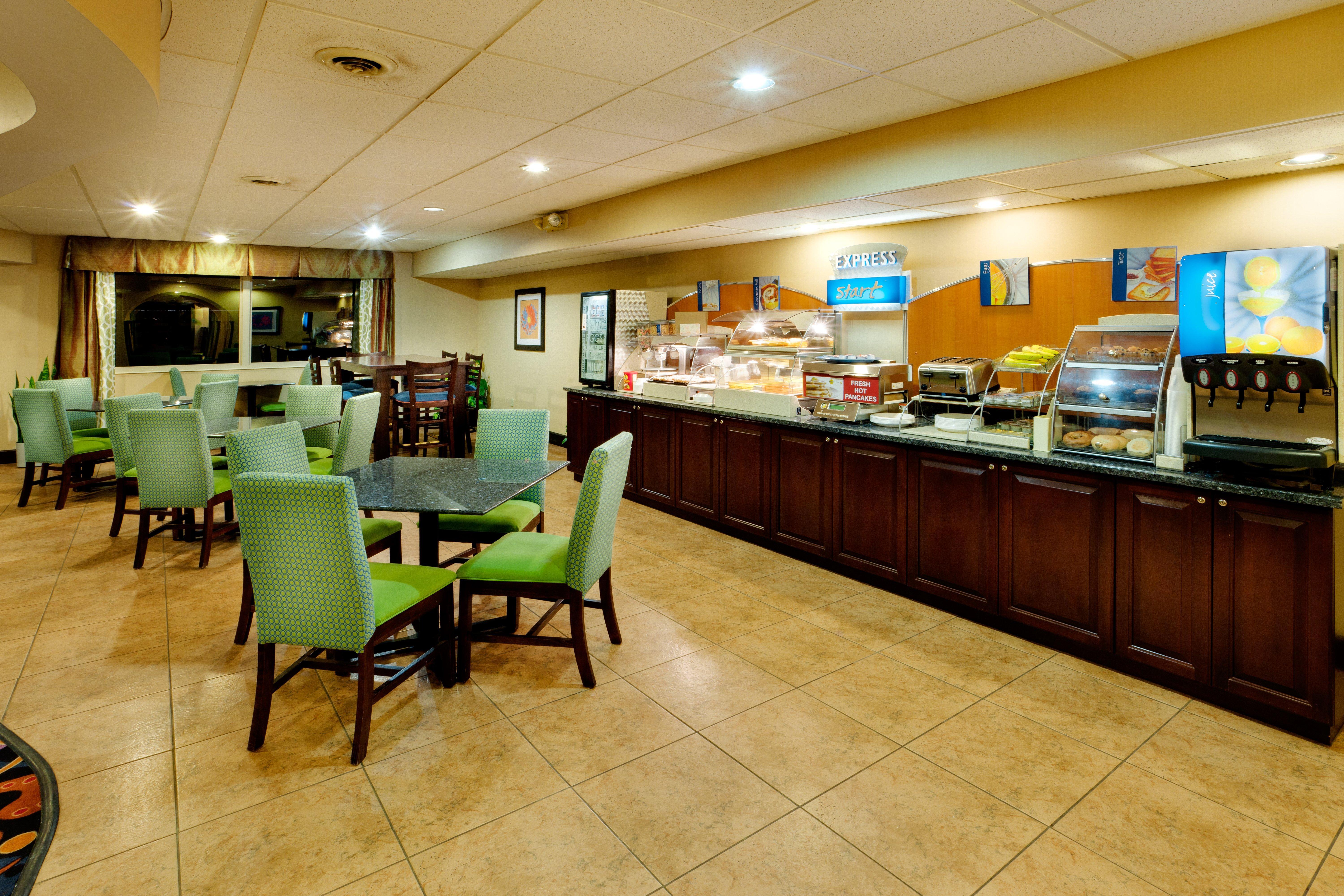 Best Western Owego Inn Екстер'єр фото