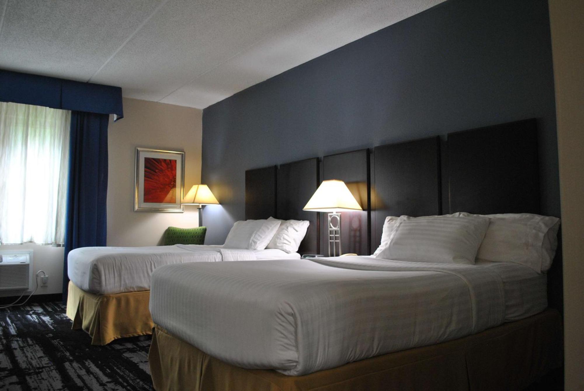 Best Western Owego Inn Екстер'єр фото